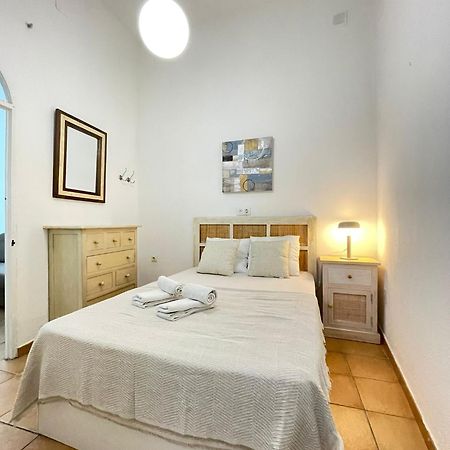 Santa Paula. Centrico Y Acogedor. Daire Sevilla Dış mekan fotoğraf